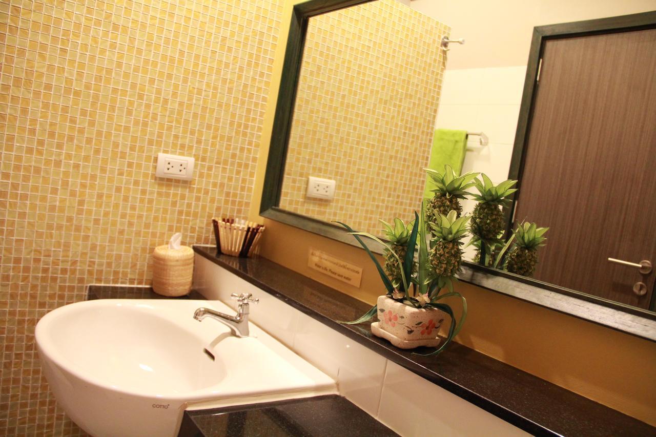 Готель Mulberry House Pak Thong Chai Екстер'єр фото