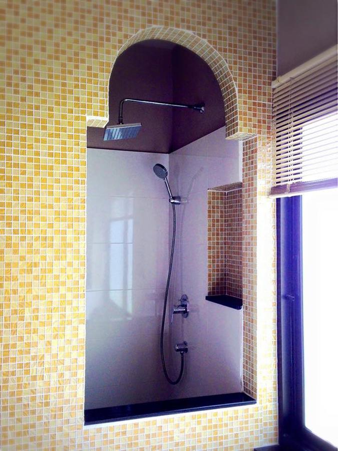 Готель Mulberry House Pak Thong Chai Екстер'єр фото