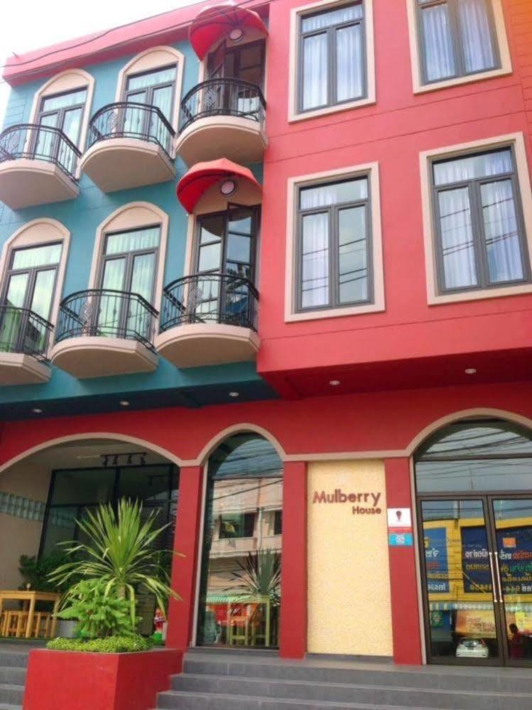 Готель Mulberry House Pak Thong Chai Екстер'єр фото